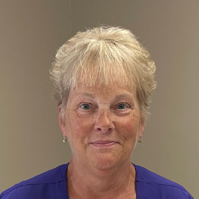 portrait Gidgett Warren board member